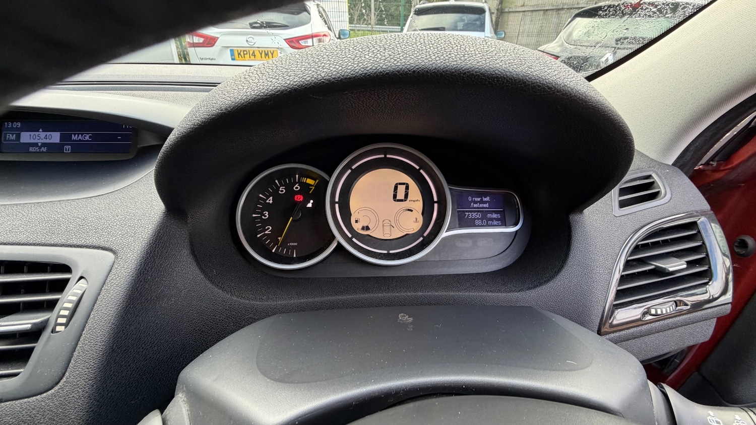 Used Renault Megane 2010 for sale - 77508787: Photo 11