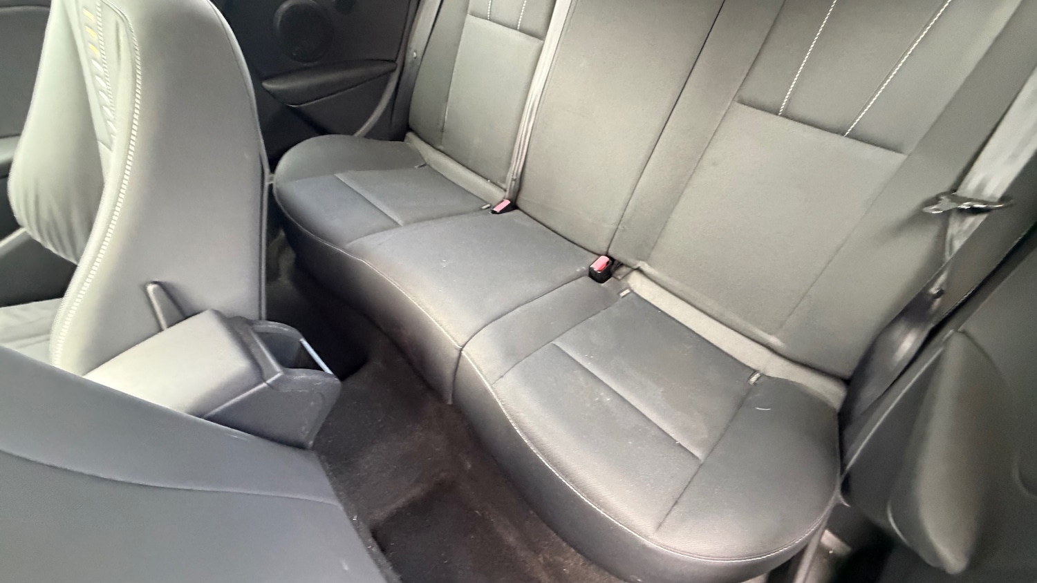 Used Renault Megane 2010 for sale - 77508787: Photo 17