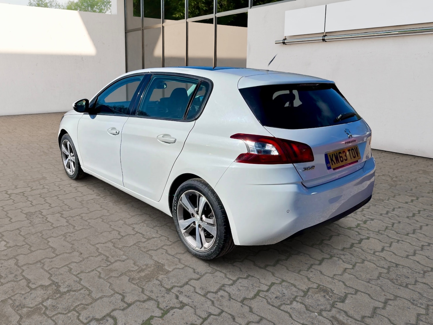 Used Peugeot 308 2014 for sale - 77896337: Photo 5