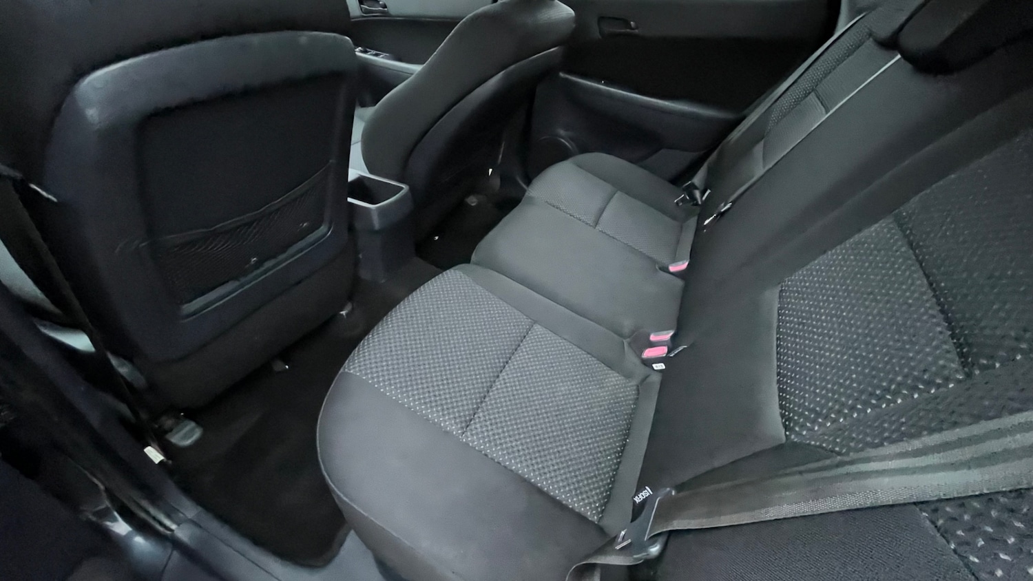 Used Hyundai i30 2010 for sale - 77851738: Photo 18