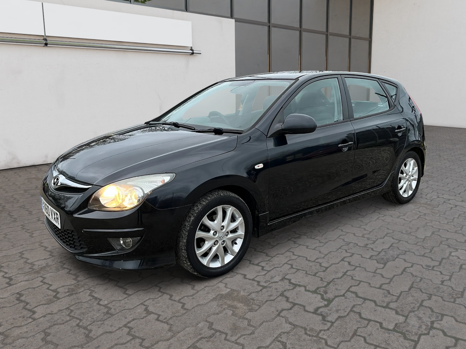 Used Hyundai i30 2010 for sale - 77851738: Photo 3