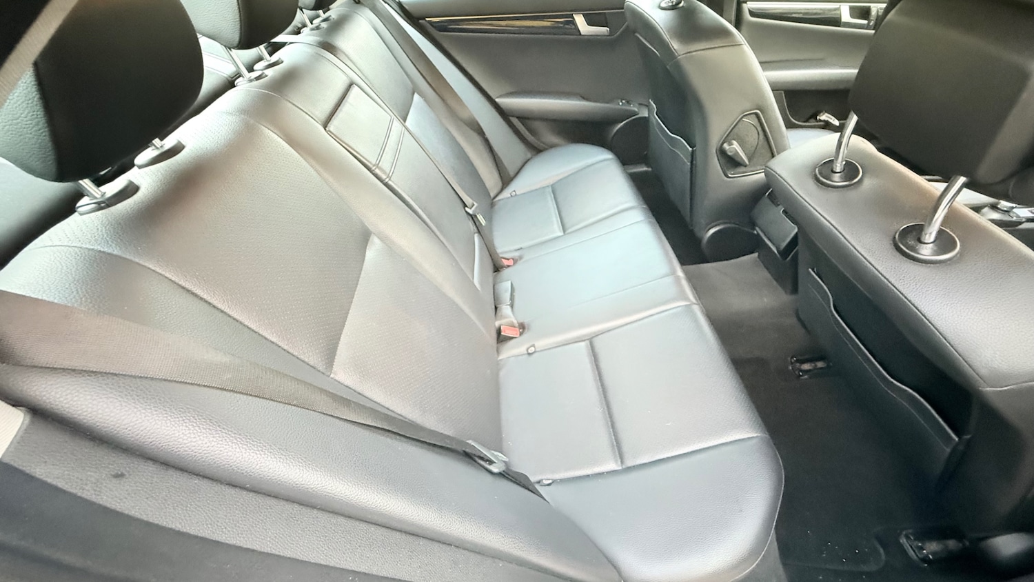 Used Mercedes-Benz C Class 2012 for sale - 76615714: Photo 17