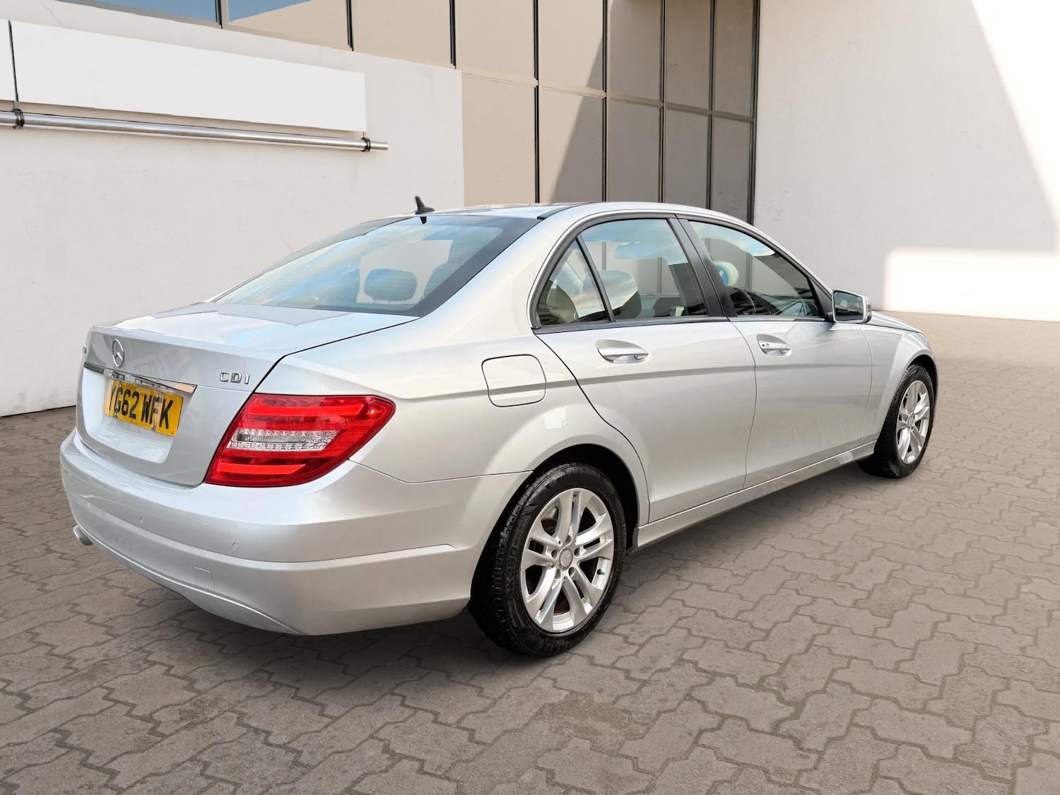Used Mercedes-Benz C Class 2012 for sale - 76615714: Photo 7