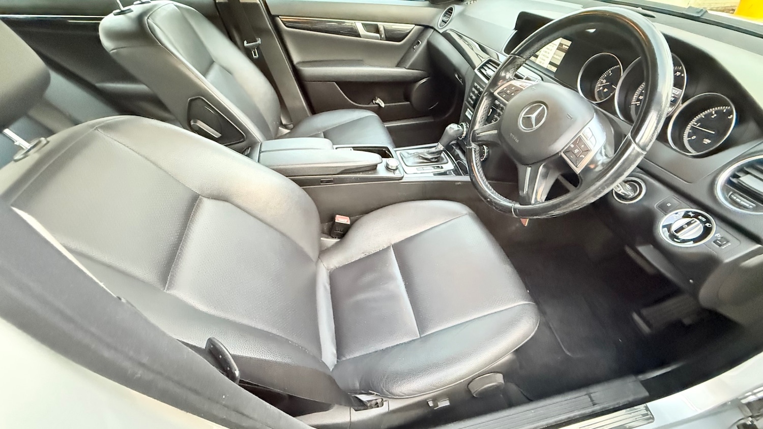 Used Mercedes-Benz C Class 2012 for sale - 76615714: Photo 9