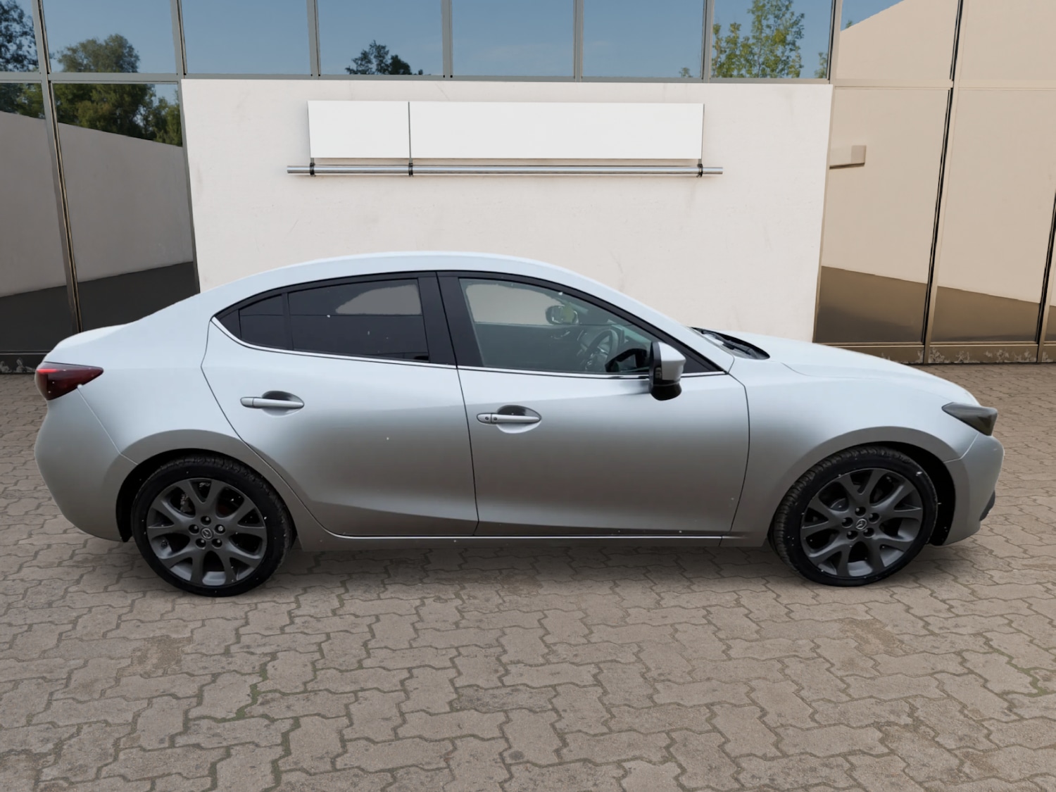 Used Mazda Mazda3 2015 for sale - 77116163: Photo 8