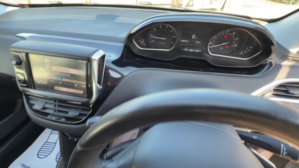 Used Peugeot 208 2013 for sale - 74515494: Photo 11