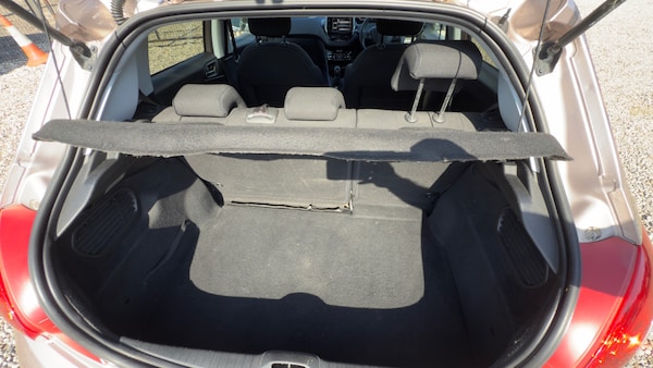 Used Peugeot 208 2013 for sale - 74515494: Photo 19
