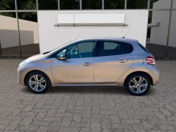 Used Peugeot 208 2013 for sale - 74515494: Photo