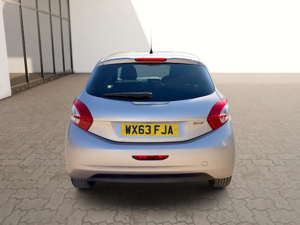 Used Peugeot 208 2013 for sale - 74515494: Photo 7