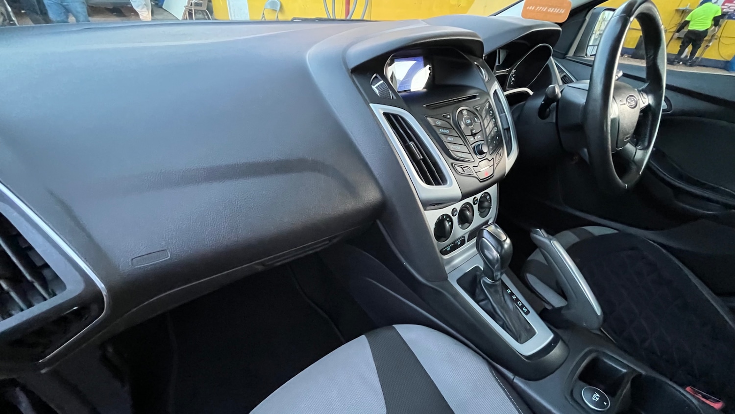 Used Ford Focus 2011 for sale - 77837219: Photo 14