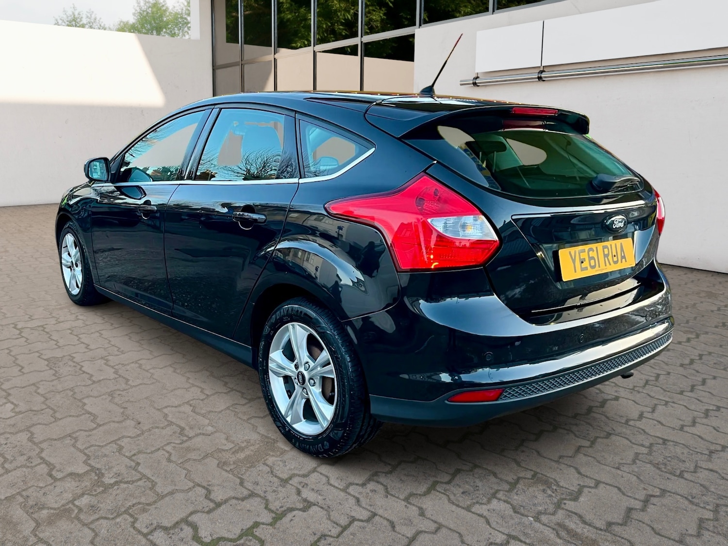 Used Ford Focus 2011 for sale - 77837219: Photo 5