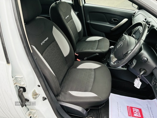 Used Dacia Sandero Stepway 2014 for sale - 76433727: Photo 8