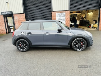 Used MINI Hatch 2017 for sale - 76787402: Photo