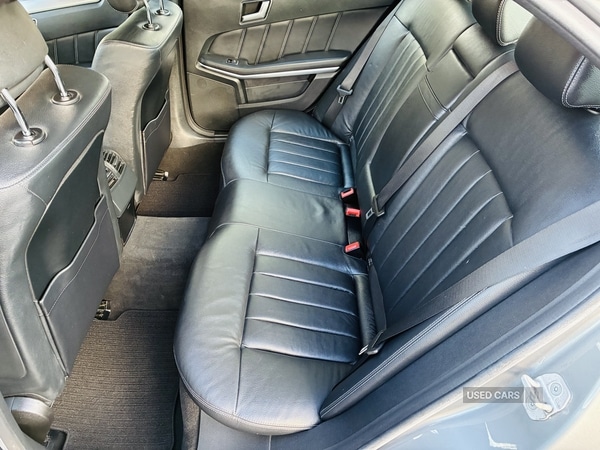 Used Mercedes-Benz E Class 2014 for sale - 76551359: Photo 10