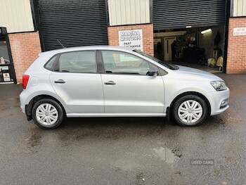Used Volkswagen Polo 2017 for sale - 76702797: Photo