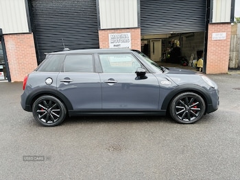 Used MINI Hatch 2017 for sale - 79107735: Photo