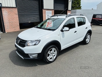 Used Dacia Sandero Stepway 2016 for sale - 79146373: Photo