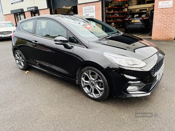 Used Ford Fiesta 2018 for sale - 76458296: Photo 1