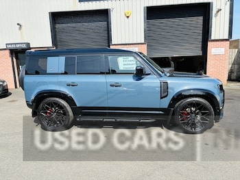 Used Land Rover Defender 2021 for sale - 78677181: Photo