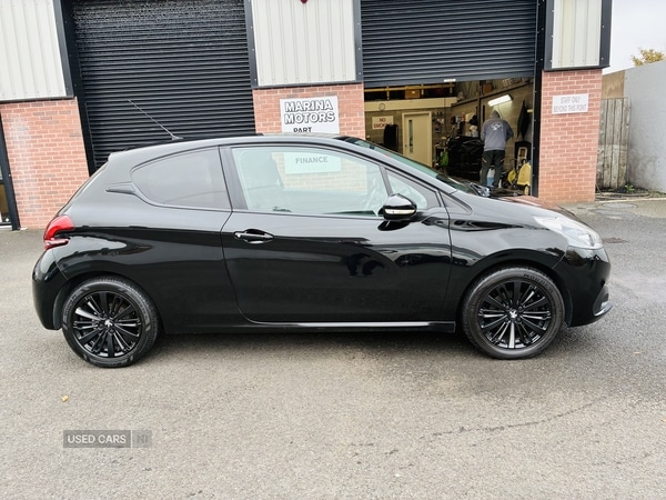 Used Peugeot 208 2017 for sale - 76338192: Photo 2