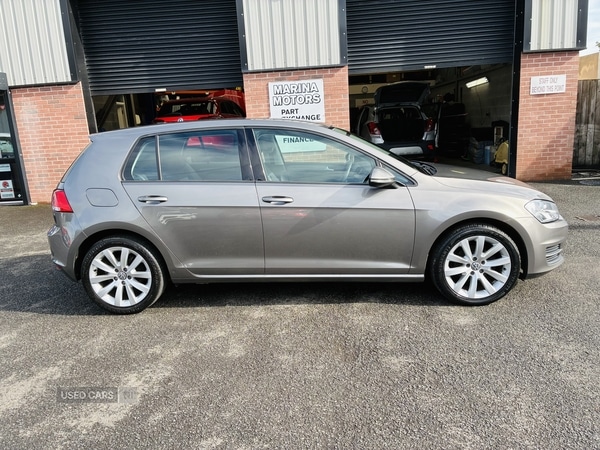 Used Volkswagen Golf 2015 for sale - 76014065: Photo 2