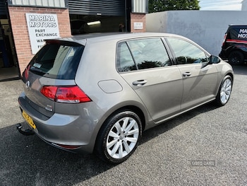 Used Volkswagen Golf 2015 for sale - 76014065: Photo