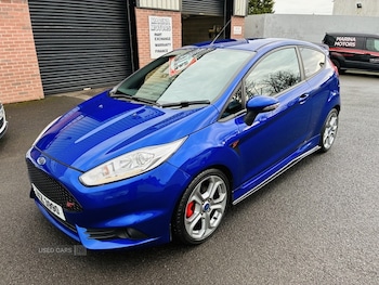 Used Ford Fiesta 2016 for sale - 77724412: Photo