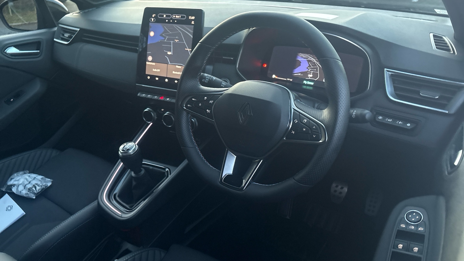 Used Renault Clio 2025 for sale - 76777218: Photo 11