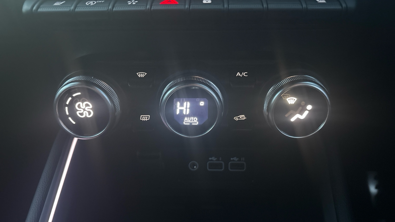 Used Renault Clio 2025 for sale - 76777218: Photo 56