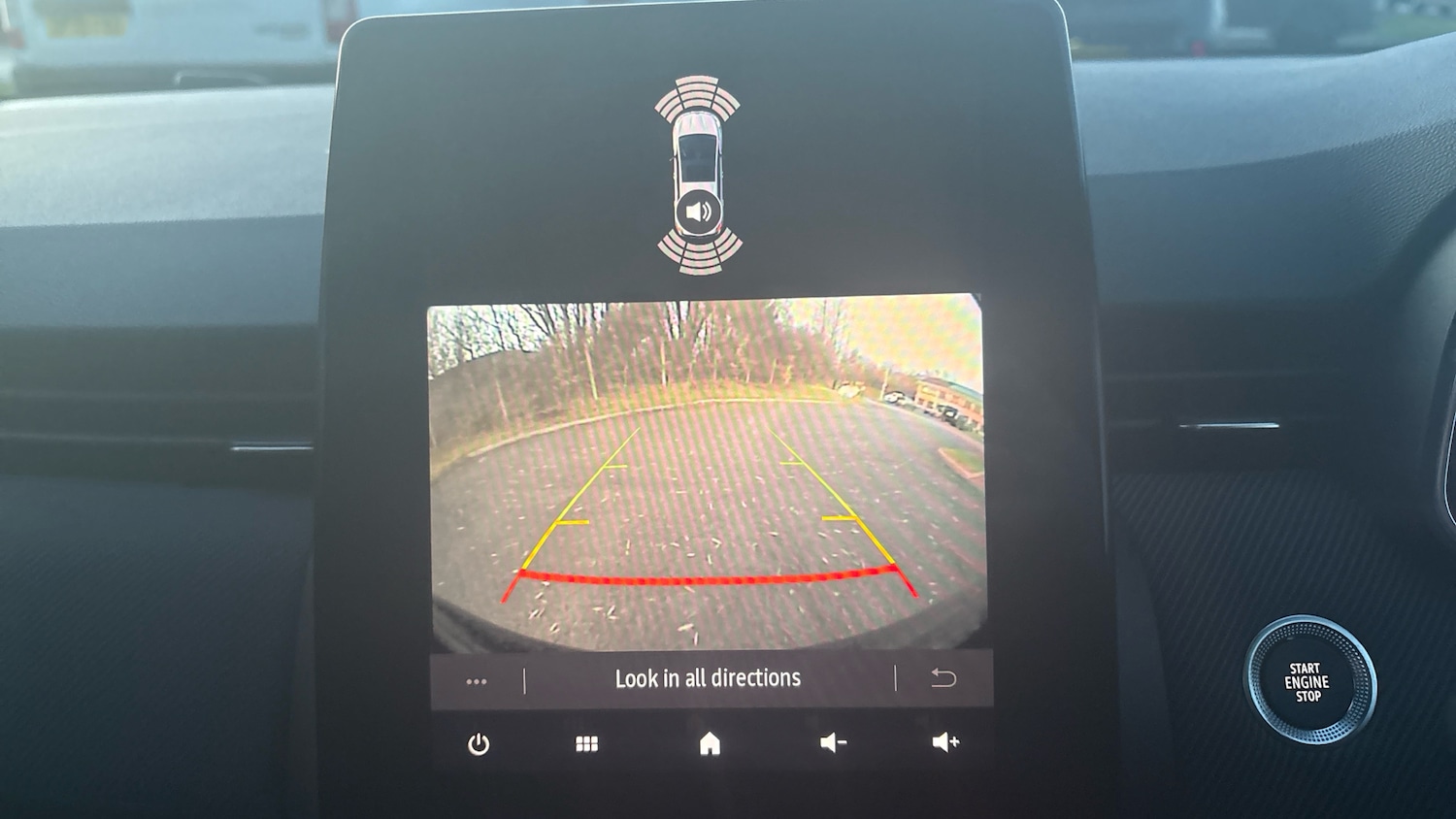 Used Renault Clio 2025 for sale - 76777218: Photo 64