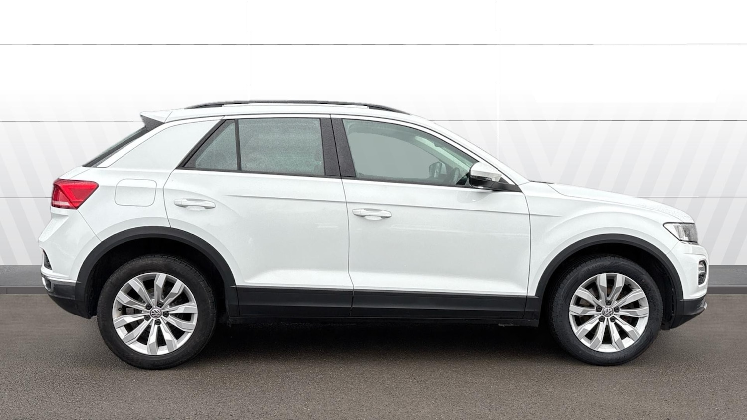Used Volkswagen T-Roc 2018 for sale - 76734344: Photo 5