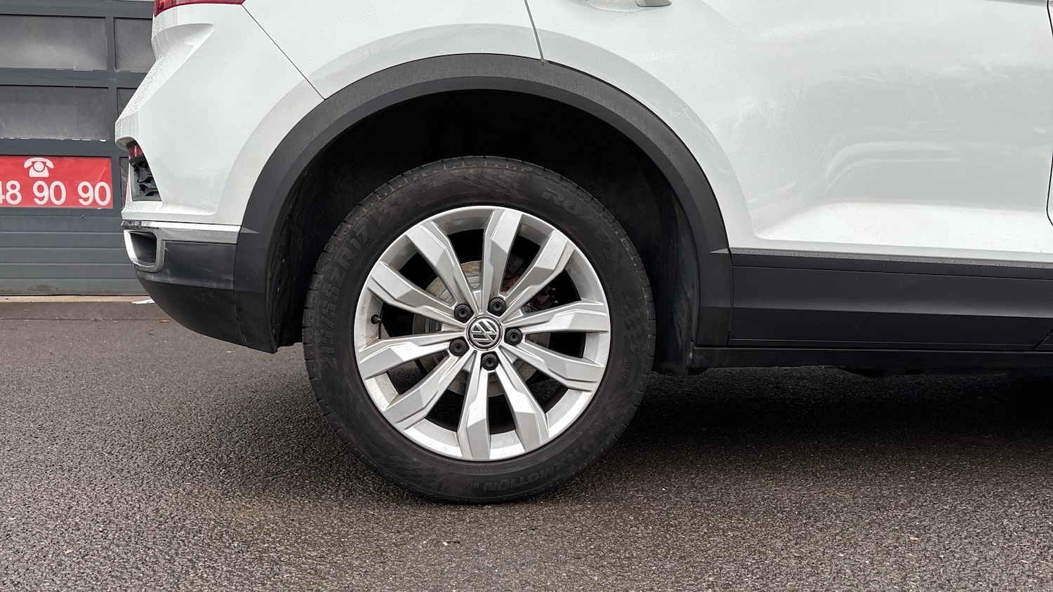 Used Volkswagen T-Roc 2018 for sale - 76734344: Photo 7