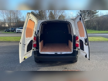 Used Citroen Berlingo 2023 for sale - 77061517: Photo