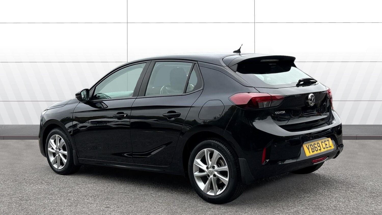 Used Vauxhall Corsa 2020 for sale - 76263719: Photo 2