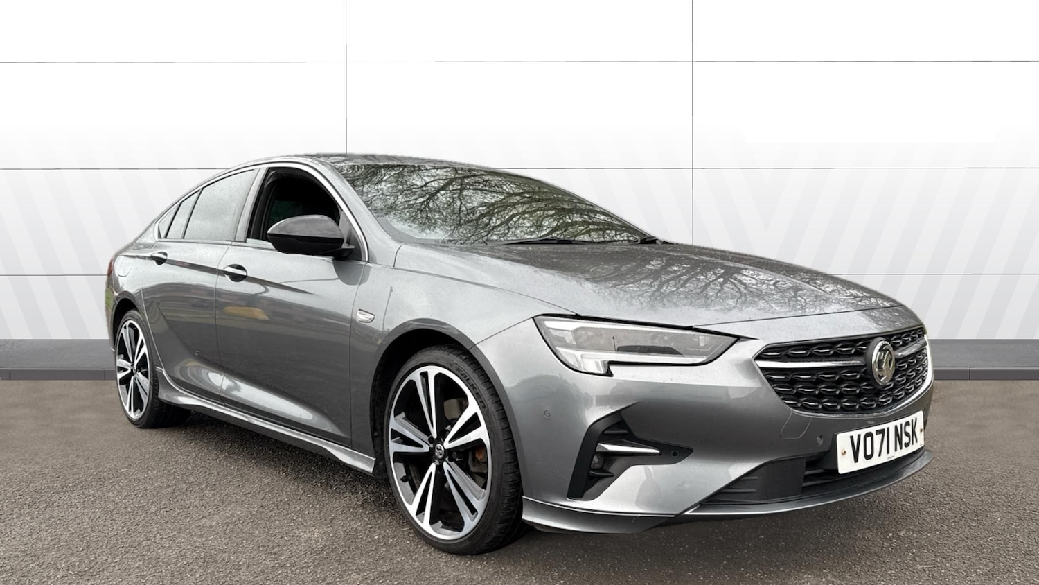 Used Vauxhall Insignia 2021 for sale - 76795045: Photo 1