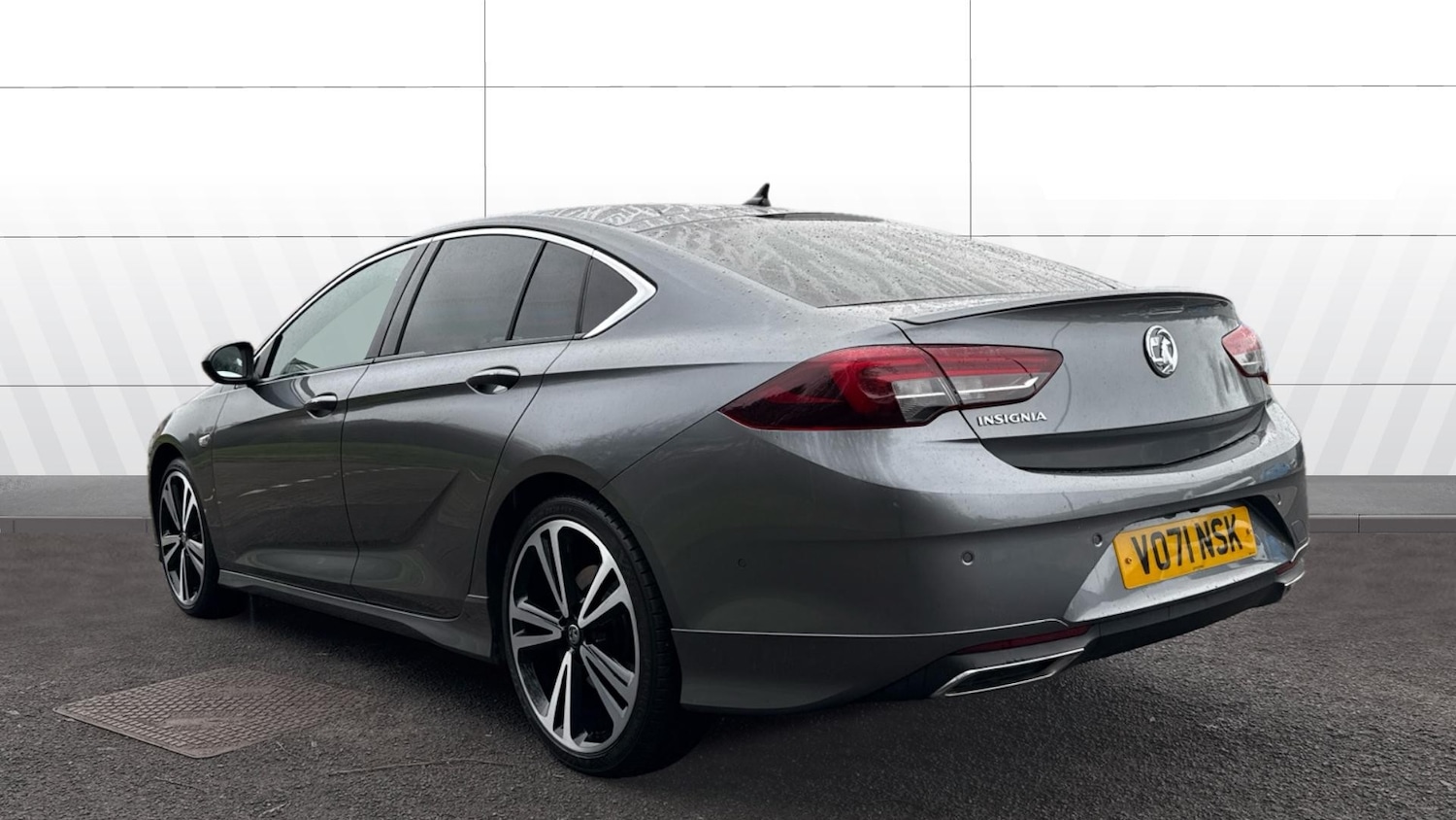 Used Vauxhall Insignia 2021 for sale - 76795045: Photo 2