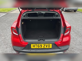 Used Renault Captur 2020 for sale - 78149809: Photo