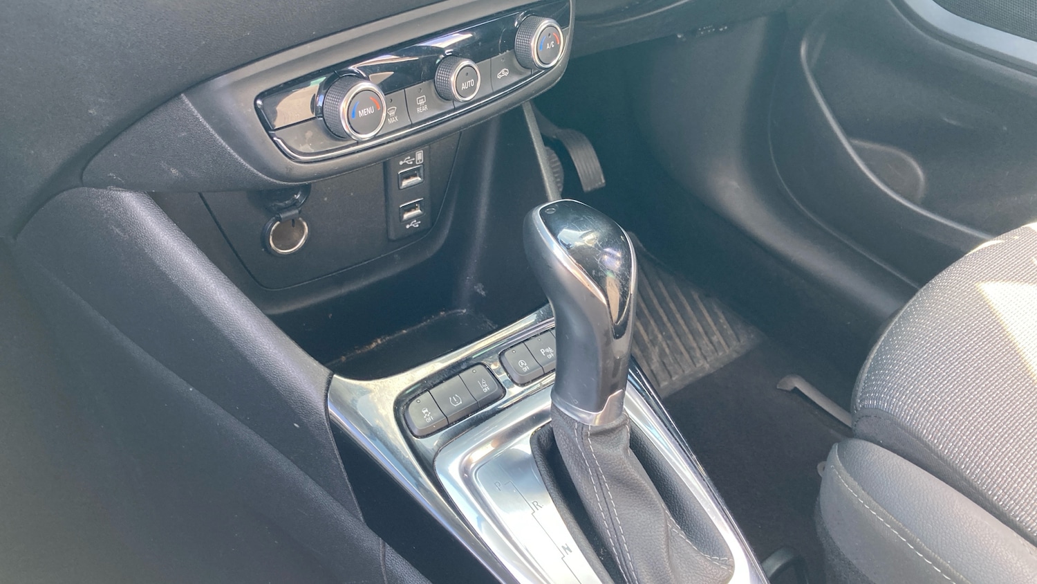 Used Vauxhall Crossland 2022 for sale - 76694171: Photo 10