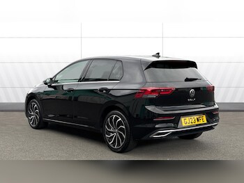 Used Volkswagen Golf 2023 for sale - 76230772: Photo