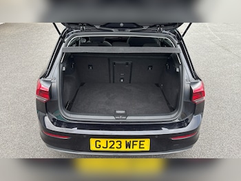 Used Volkswagen Golf 2023 for sale - 76230772: Photo