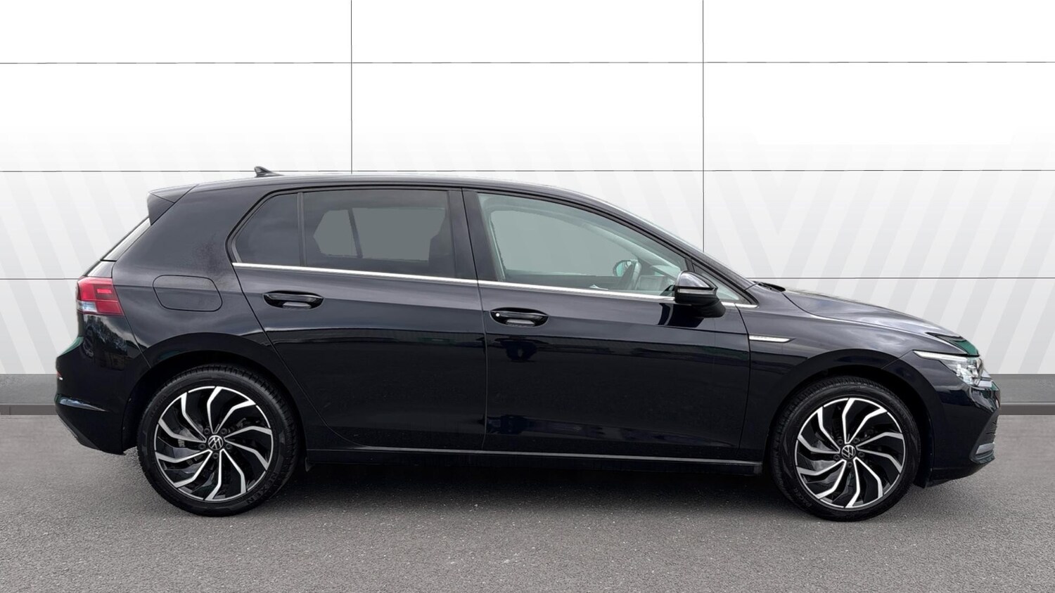 Used Volkswagen Golf 2023 for sale - 76230772: Photo 5