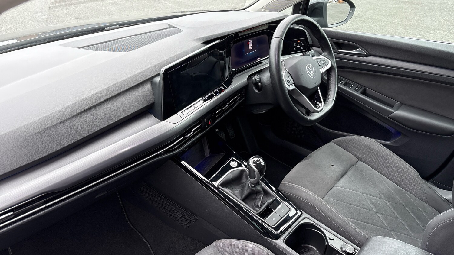 Used Volkswagen Golf 2023 for sale - 76230772: Photo 9