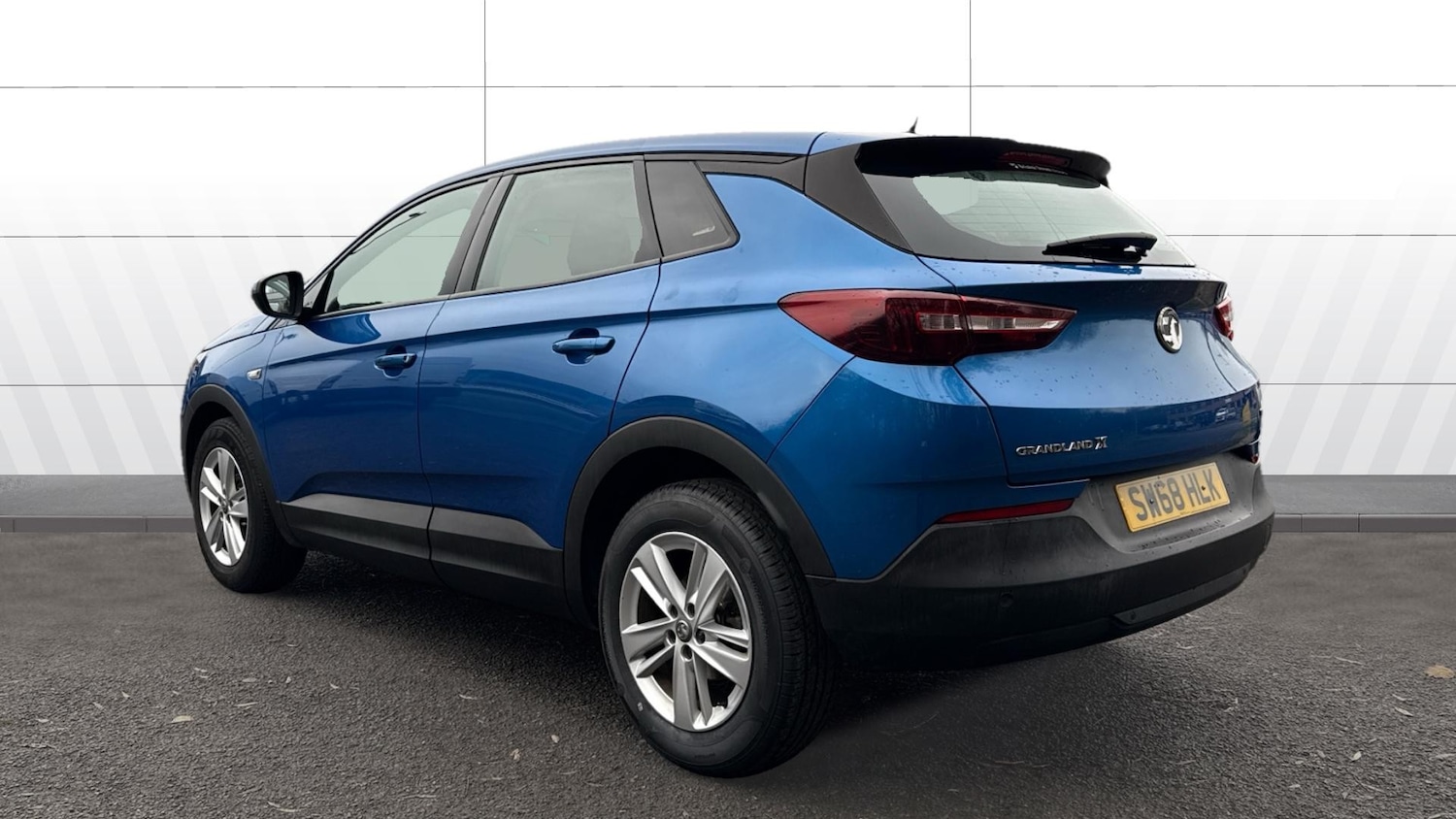 Used Vauxhall Grandland X 2019 for sale - 76763101: Photo 2