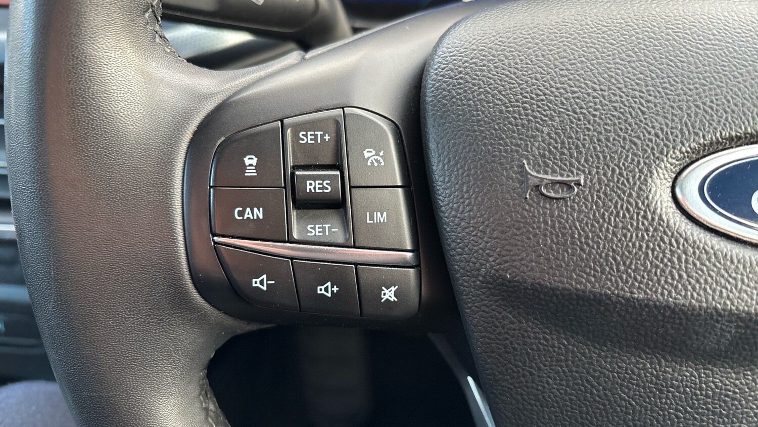 Used Ford Focus 2023 for sale - 77046574: Photo 28