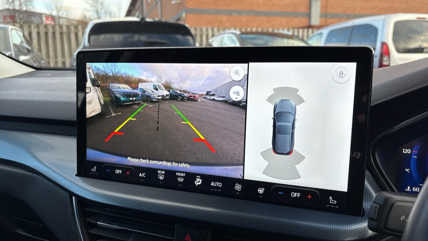 Used Ford Focus 2023 for sale - 77046574: Photo 31