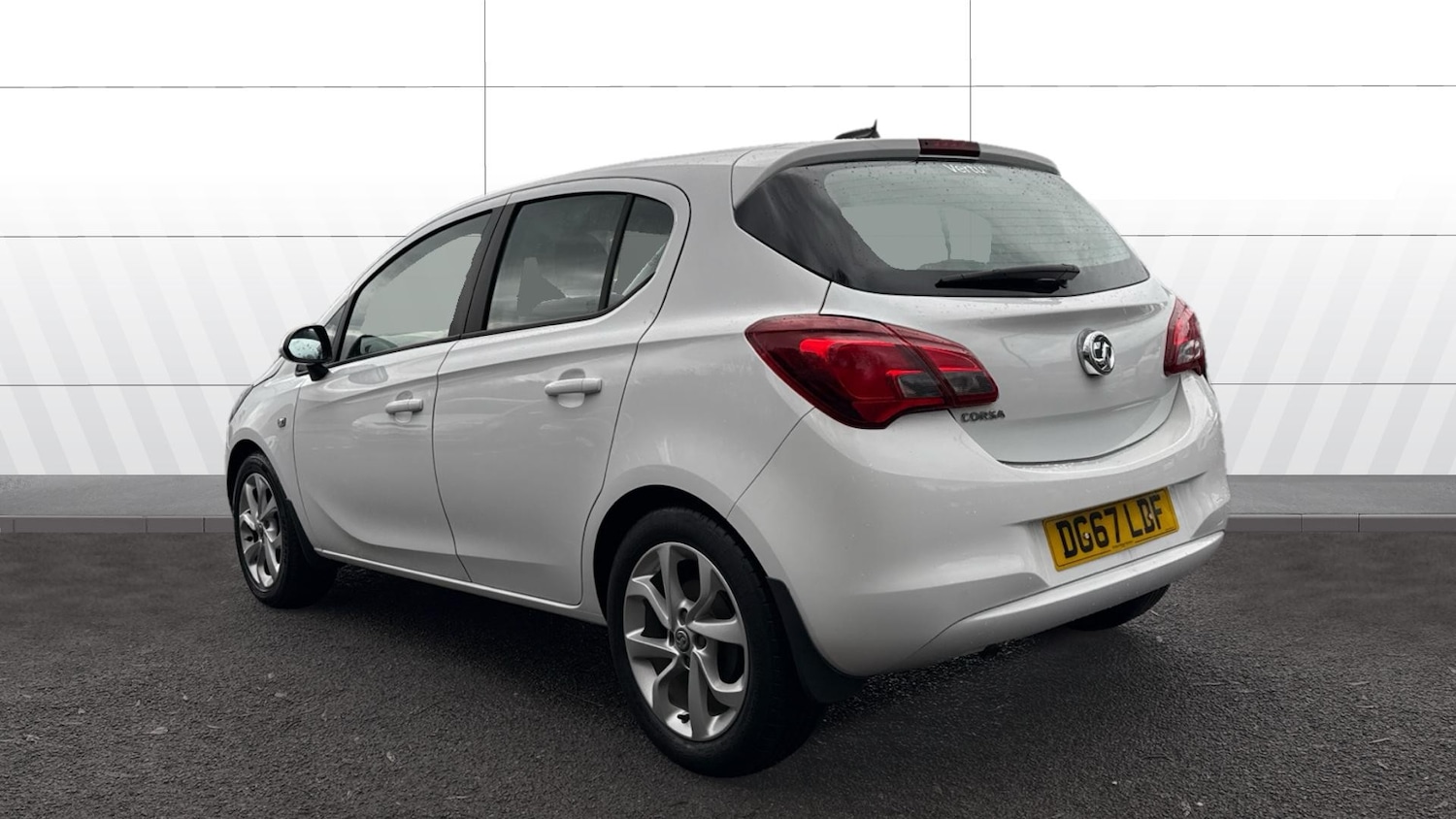 Used Vauxhall Corsa 2017 for sale - 76696865: Photo 2