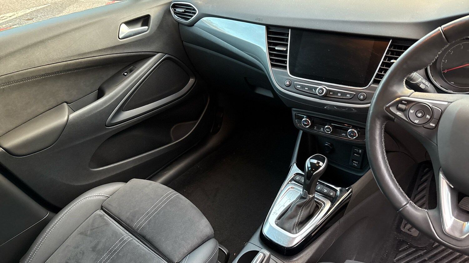 Used Vauxhall Crossland 2022 for sale - 76405180: Photo 14