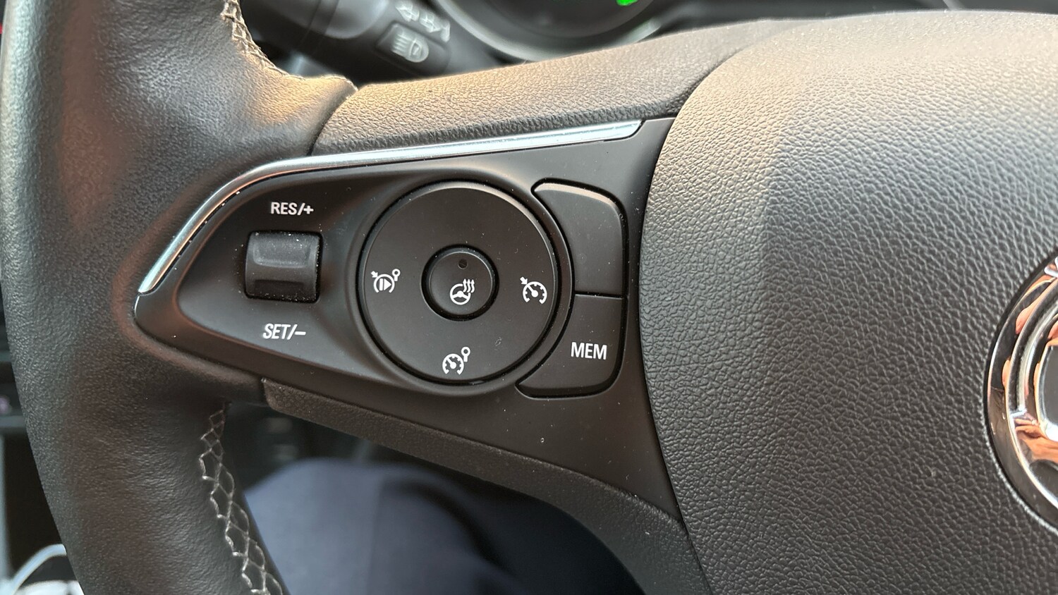 Used Vauxhall Crossland 2022 for sale - 76405180: Photo 26