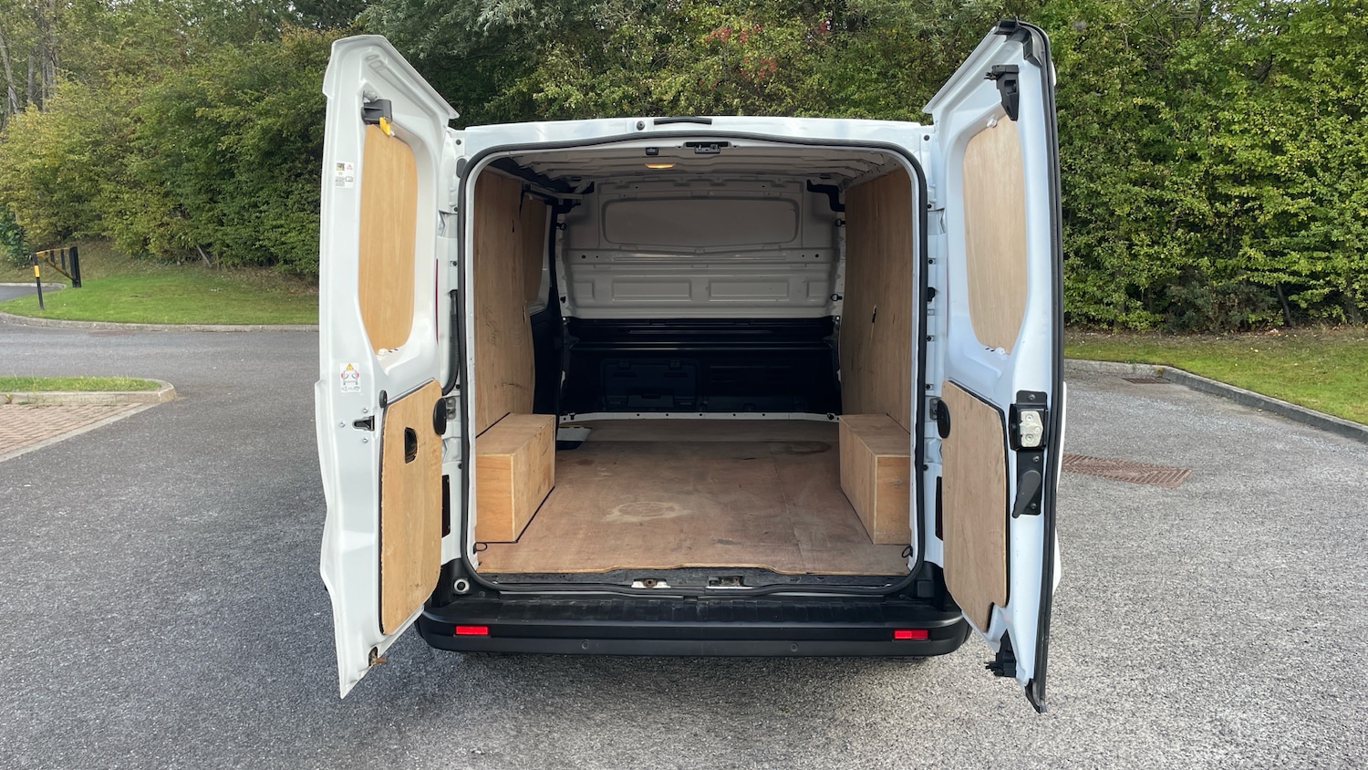 Used Renault Trafic 2023 for sale - 75972258: Photo 3