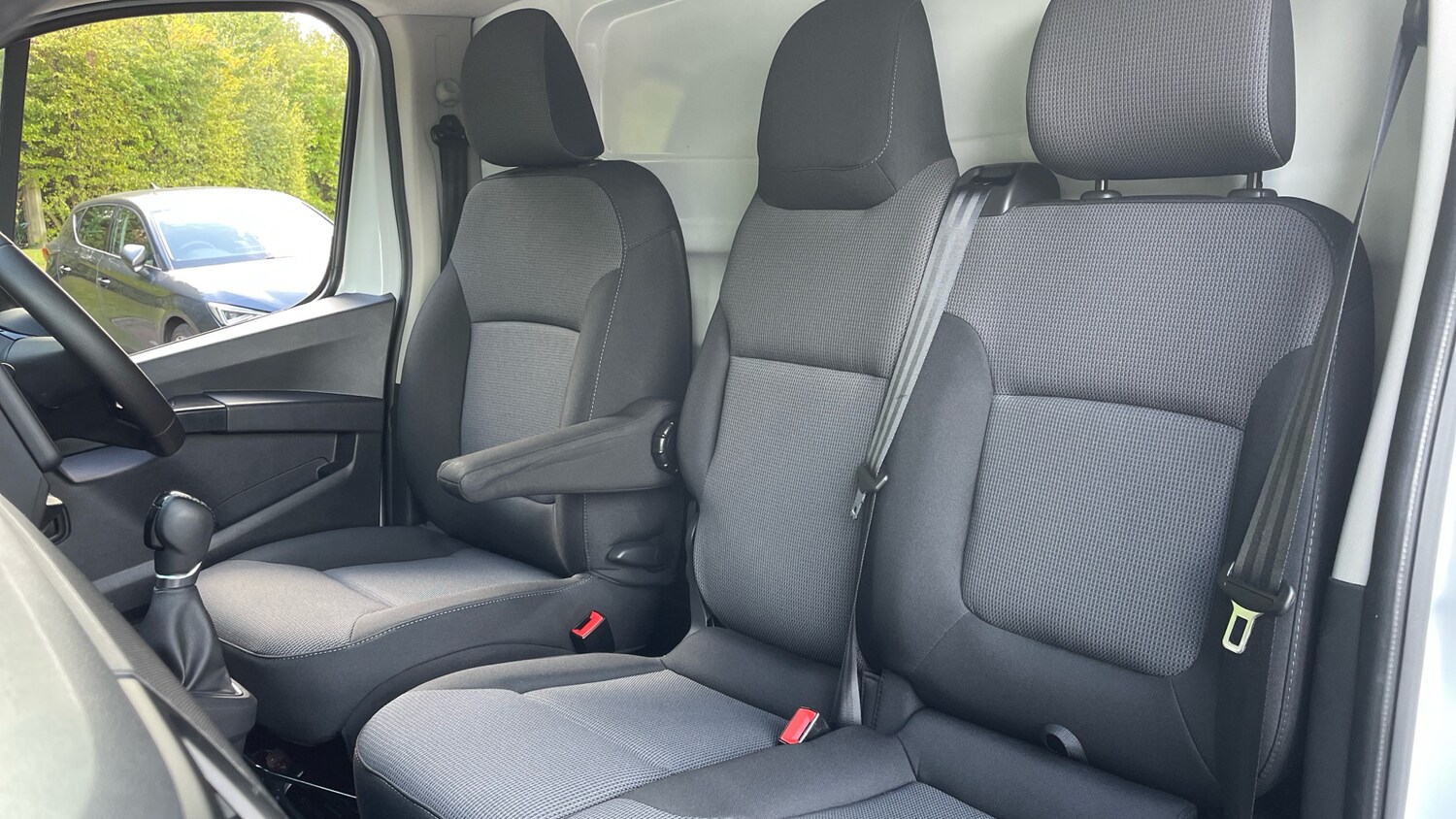 Used Renault Trafic 2023 for sale - 75972258: Photo 31